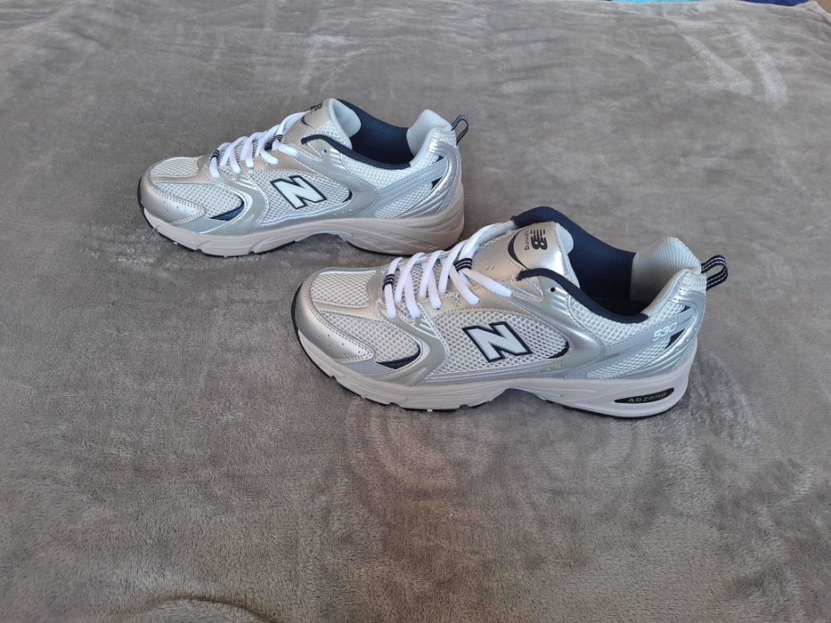 New Balance 530 Silver | White
