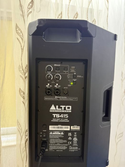 2 Boxe cu amplificator Alto TS 415, 2500W