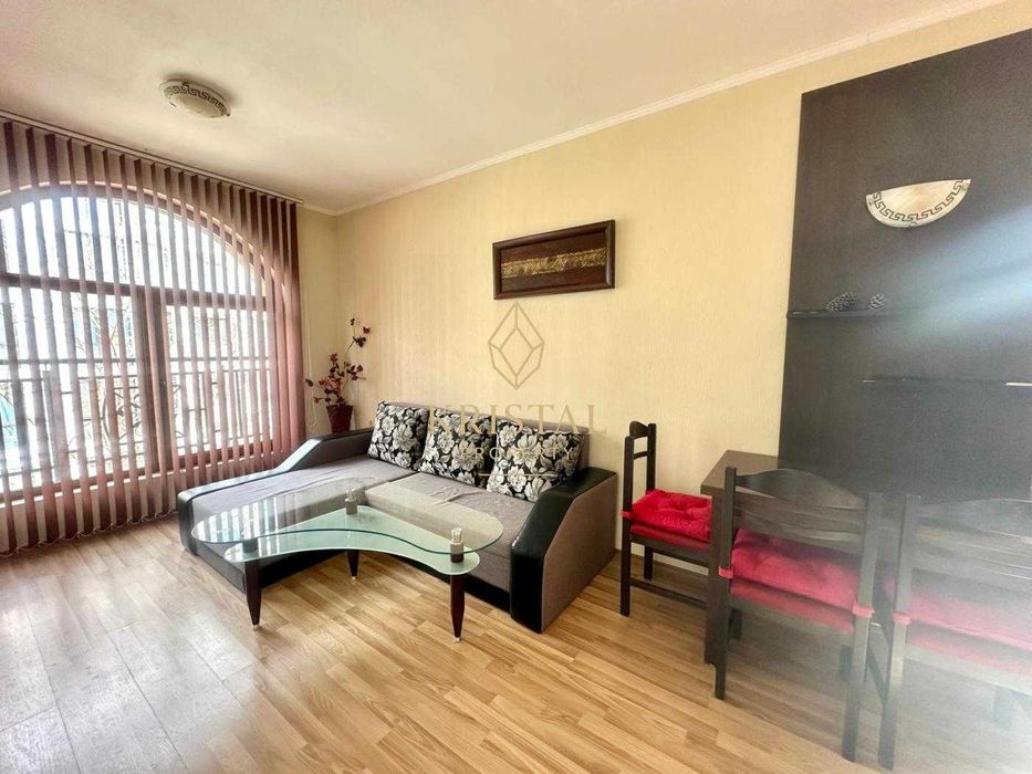 Продава се Двустаен апартамент в к.к. Слънчев бряг - 66 кв.м за 1090 €/кв.м - Снимка #1
