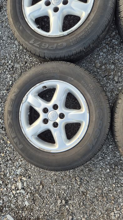 Оригинални джанти Тойота 5/114.3 Toyota Rav4 5x114.3
ET 35 J 7 
Центра