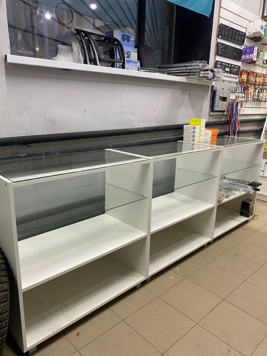 Продам Витрины, т.д