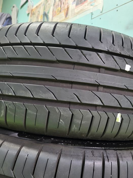 4 бр летни гуми 225/45/18 Continental