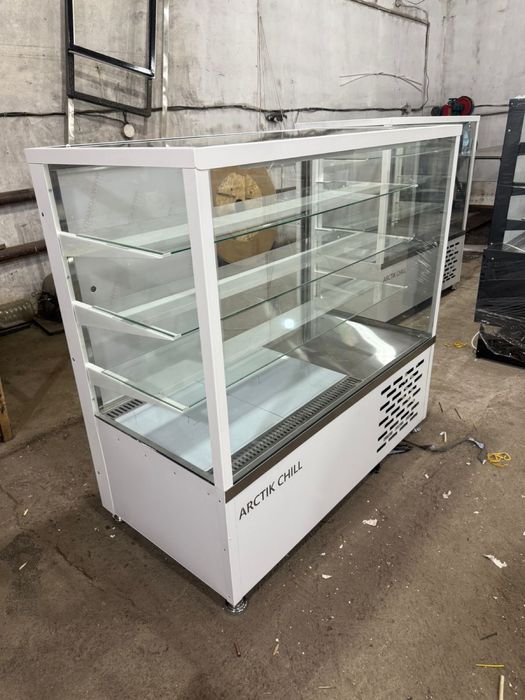 Витринный холодильник