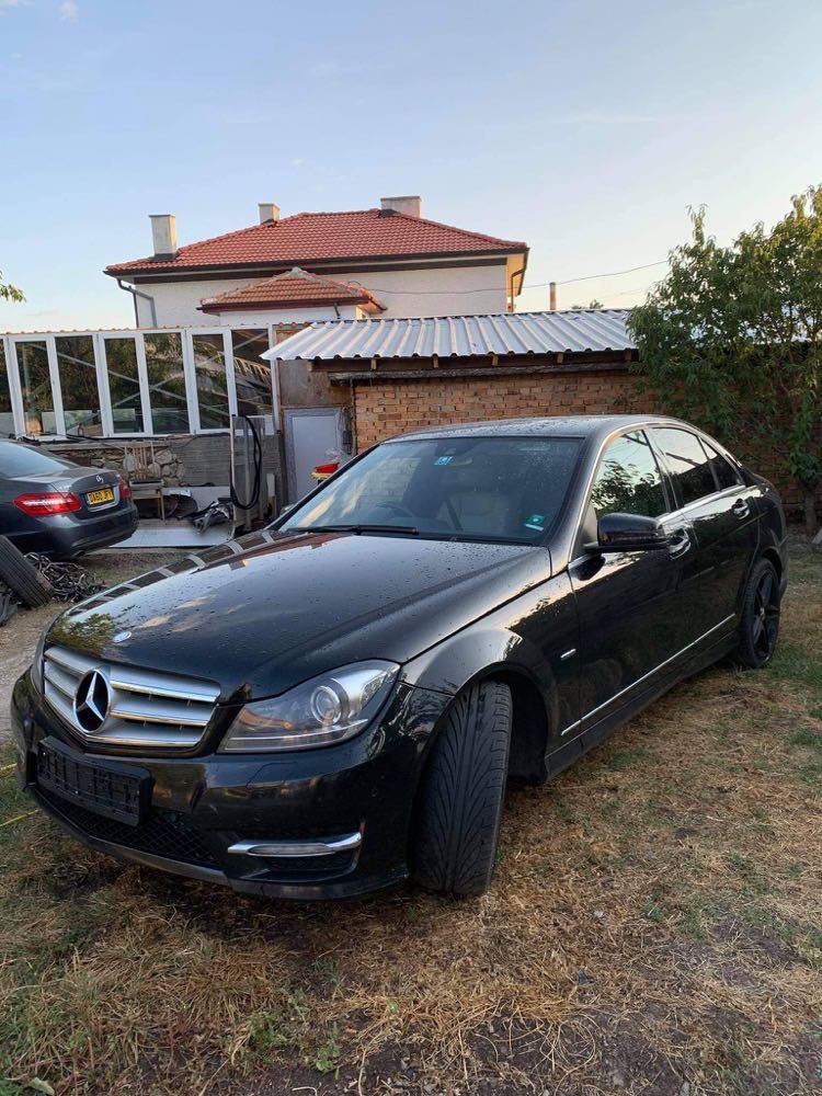 На Части Mercedes W204 C220 Facelift AMG Pack OM651