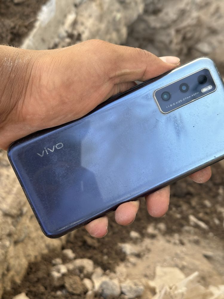 Vivo Y20s есть торг в отличном состоянии обмен не интересует