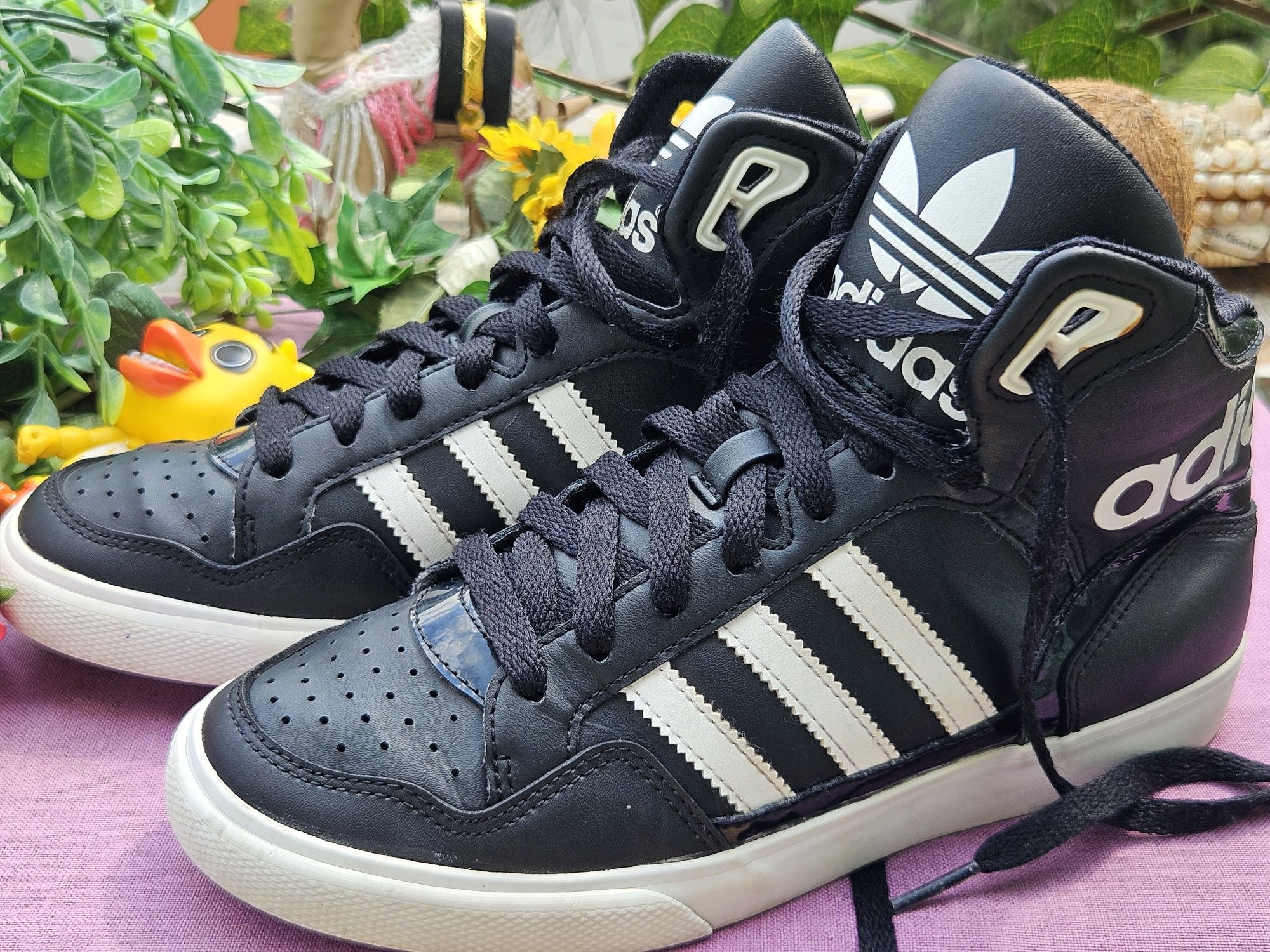 Adidas дамски кожени кецове N37