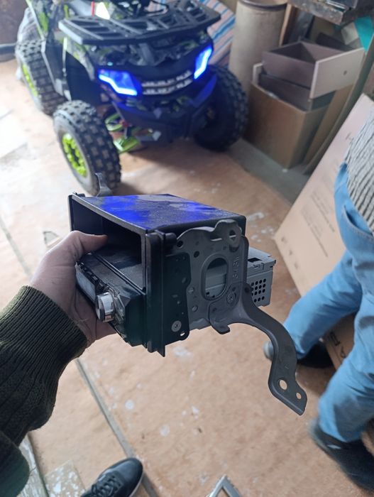 Ярис запчасти зеркало магнитафон