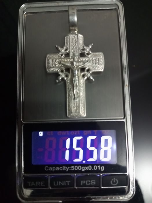 Продам крест, цепь 925 пробы серебро.