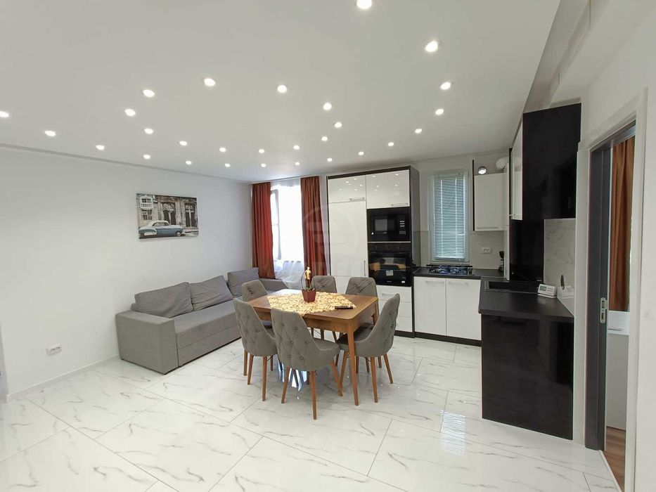 Pret imbatabil! Apartament 3 camere, boxa, parcare subterana, VIVO