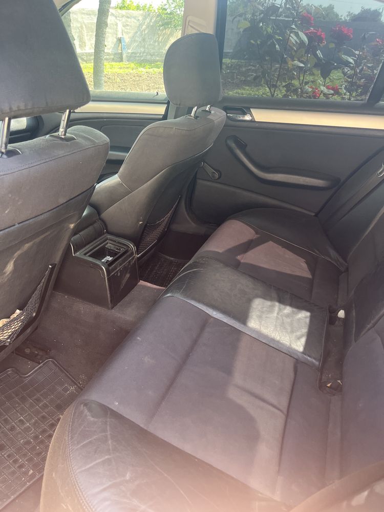Dezmembrez Bmw e46 facelift