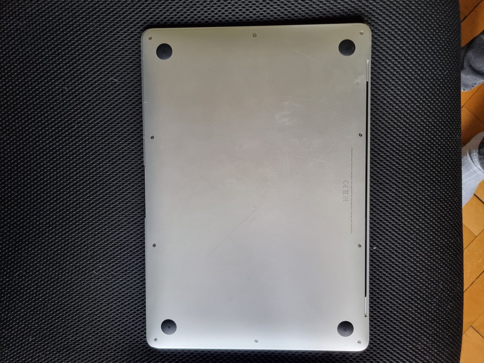 Macbook air 2019 13" 8gb