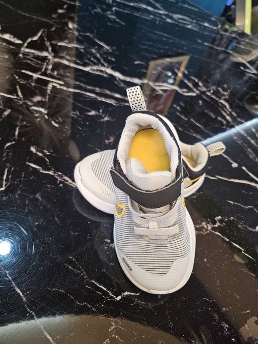 Бебешки маратонки nike