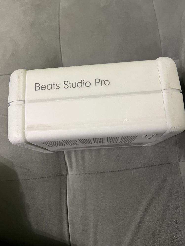 Beats Studio Pro