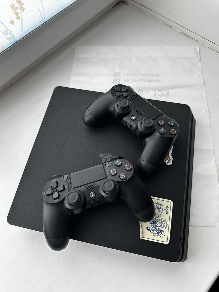Playstation 4 Черный