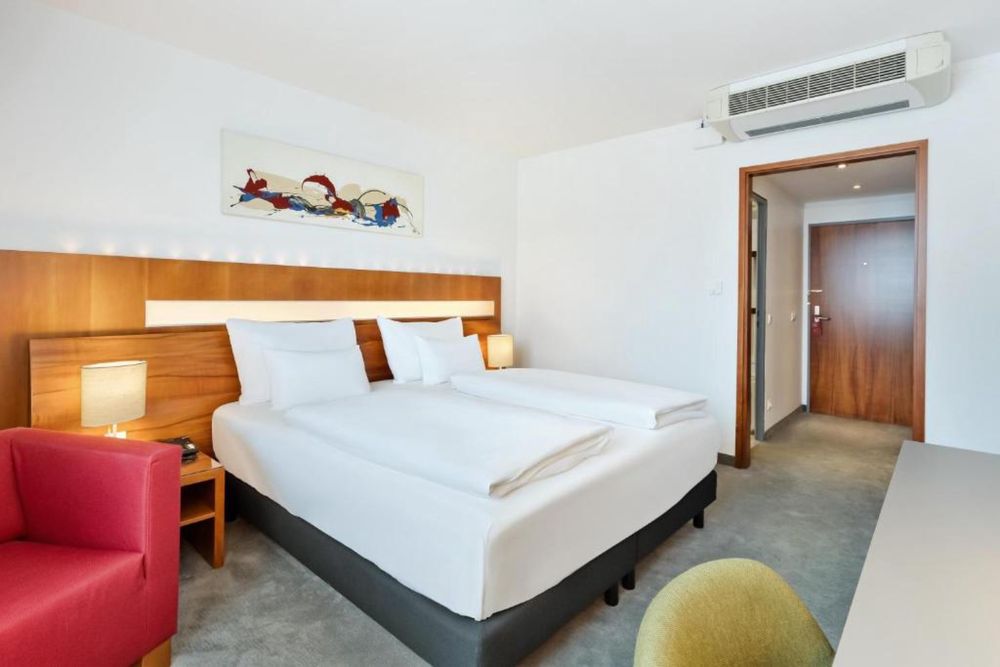 bez zaks, hotel, Mehmonxona,Госинитца