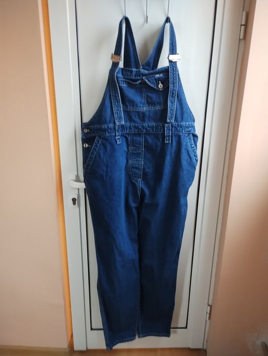 Подарявам гащеризон за бременни.