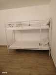 Etaj de inchiriat/ camere+ bai/bucatarie/spalatorie