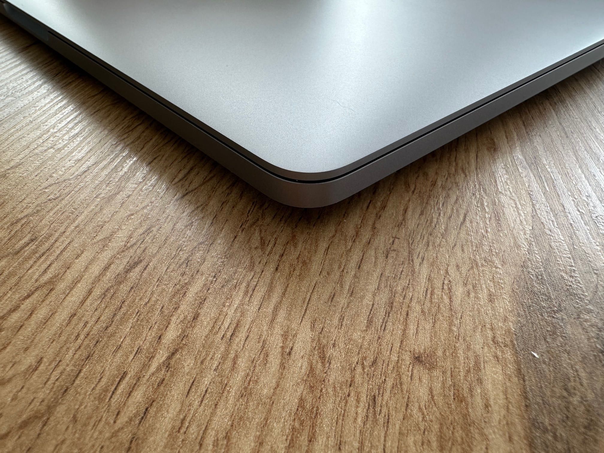 MacBook Pro 13" M2 Chip 8-Core CPU, 10-Core GPU, 8 RAM, 512 SSD