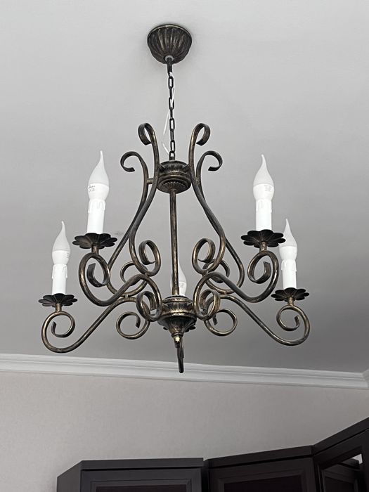 Люстра бронзовая, (6 мес пользования)