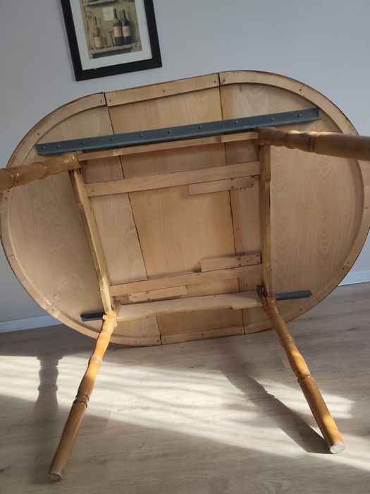 Дървена разтегателна маса