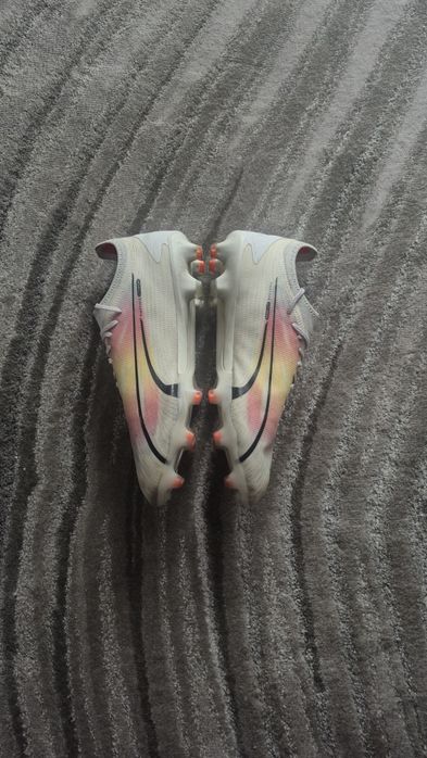 Ghete fotbal Puma Ultra Ultimate 42.5