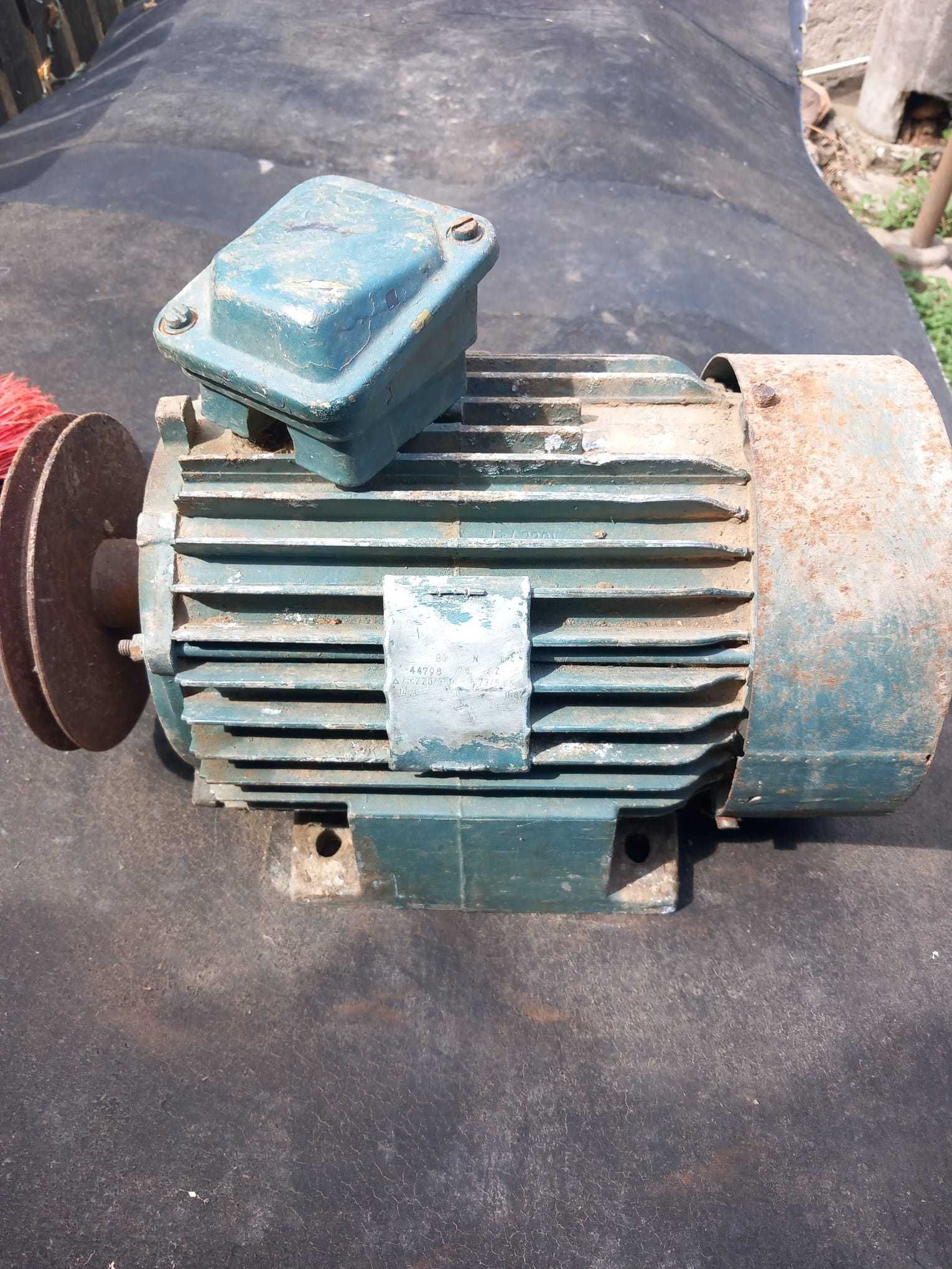 Vand motor 380 v