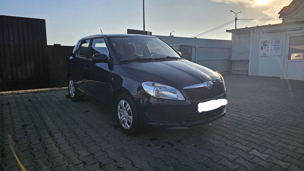 Skoda fabia 1.2 benzina din 2012