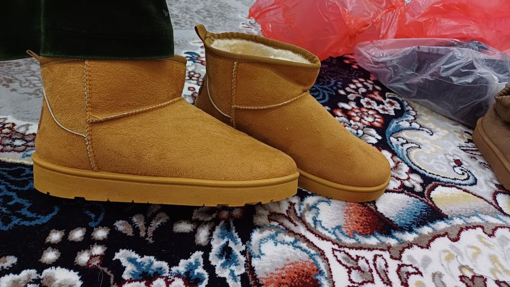 Qishki Juda Qalin Uggilar