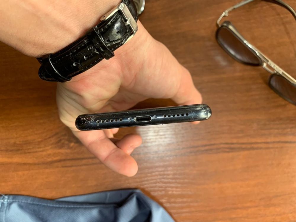 Iphone XR черный