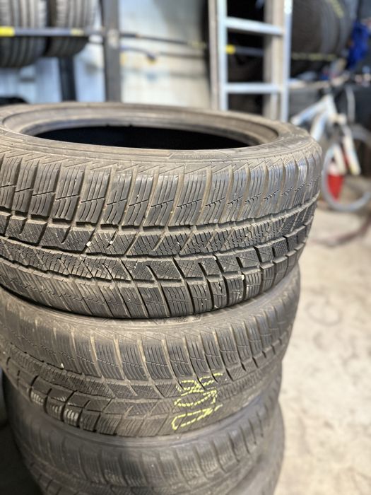 Anvelope iarna aproape noi