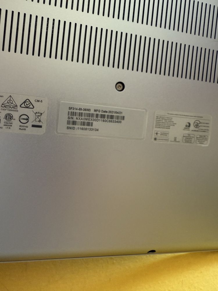Лаптоп acer swift 3 ultrabook светеща клавиатура