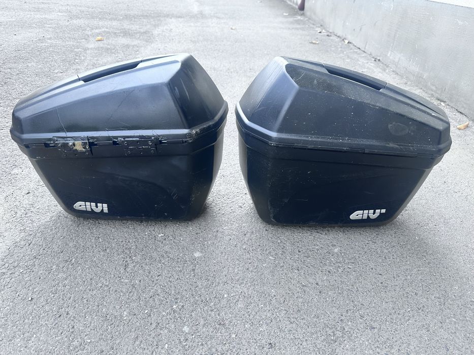 Set sidecase Givi monokey e20 cu Defect