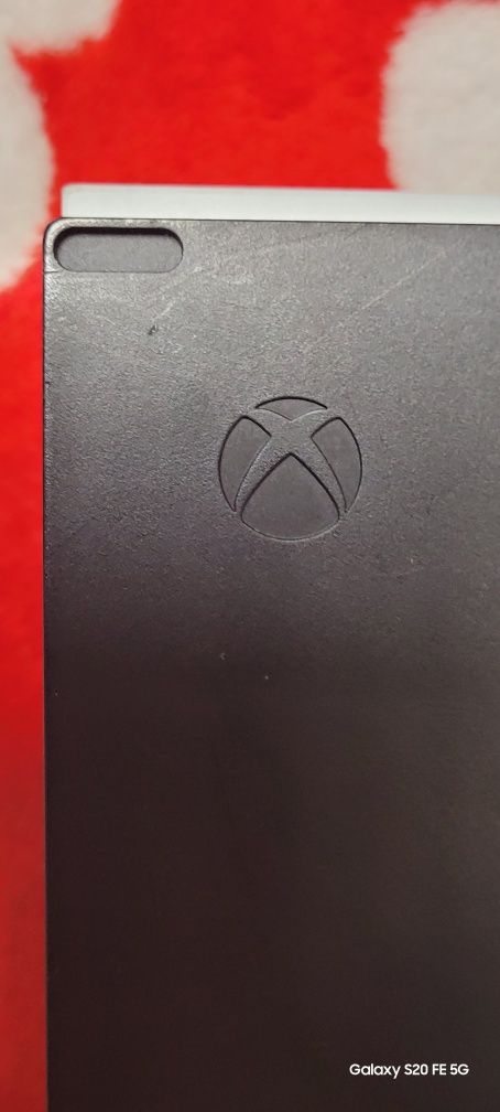 Consolă Microsoft Xbox One X White