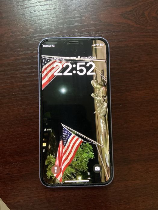 Iphone 12 mini продается