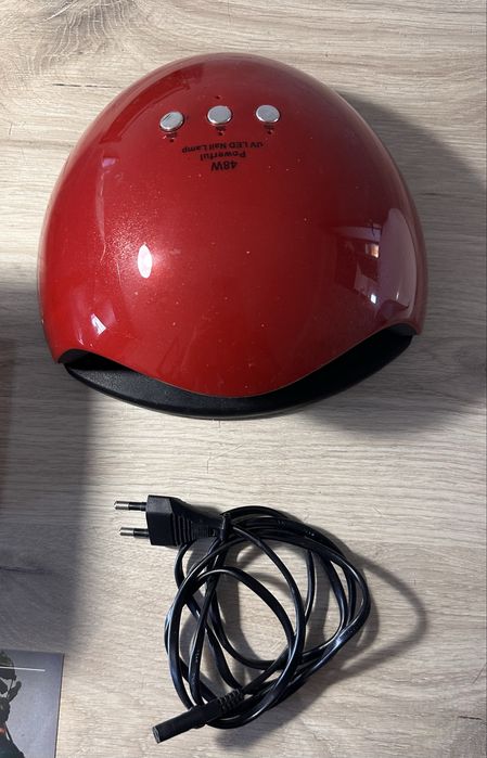 Лампа для маникюра. Отличное состояние, дешево!