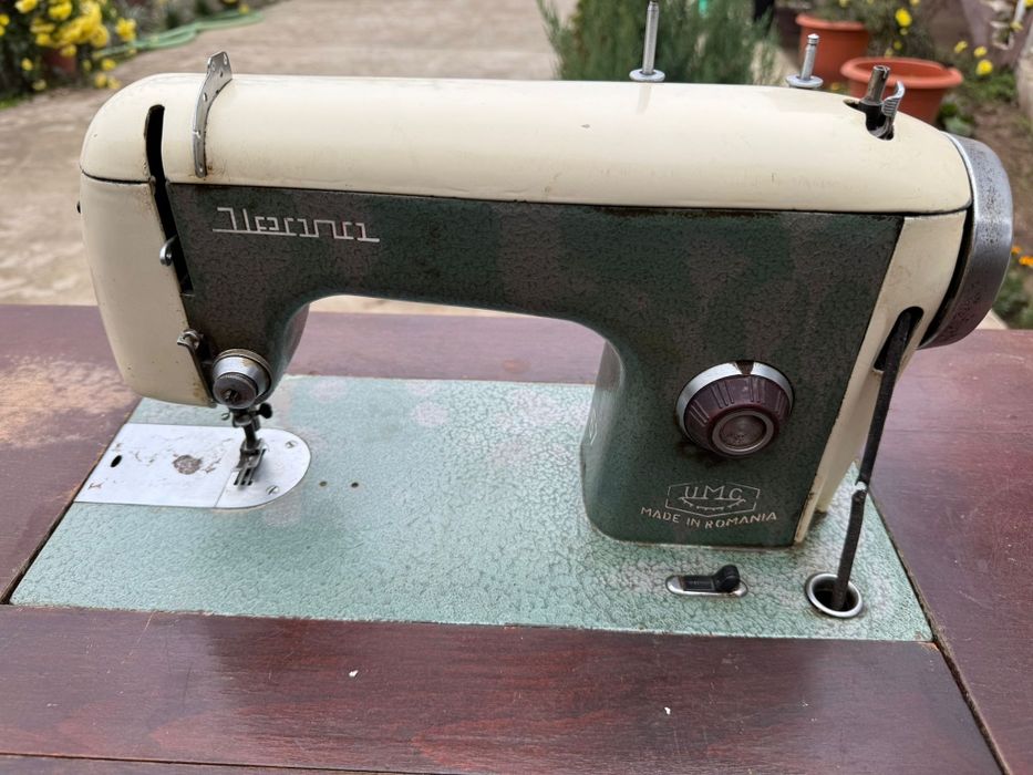 Masina de cusut Ileana
