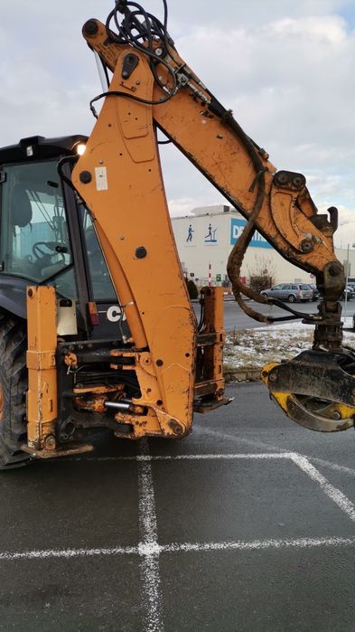 Inchiriere buldoexcavator bobcat telescopic cu brat de 7.5 m manitou p