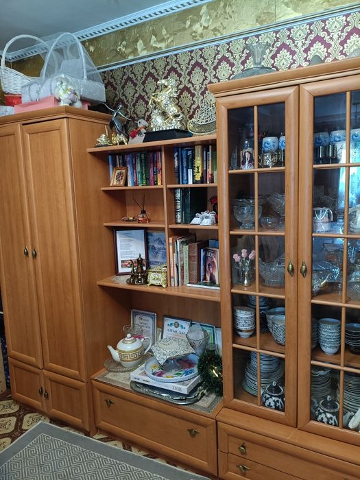 Продам мебель стенку