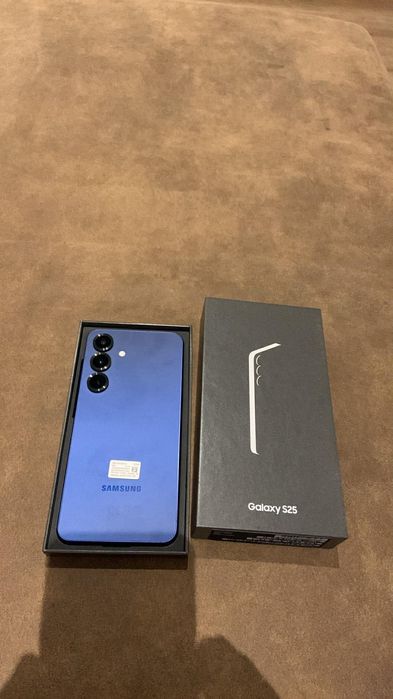 Продава се Samsung S25