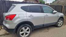 Vand Nissan qashqai 2009