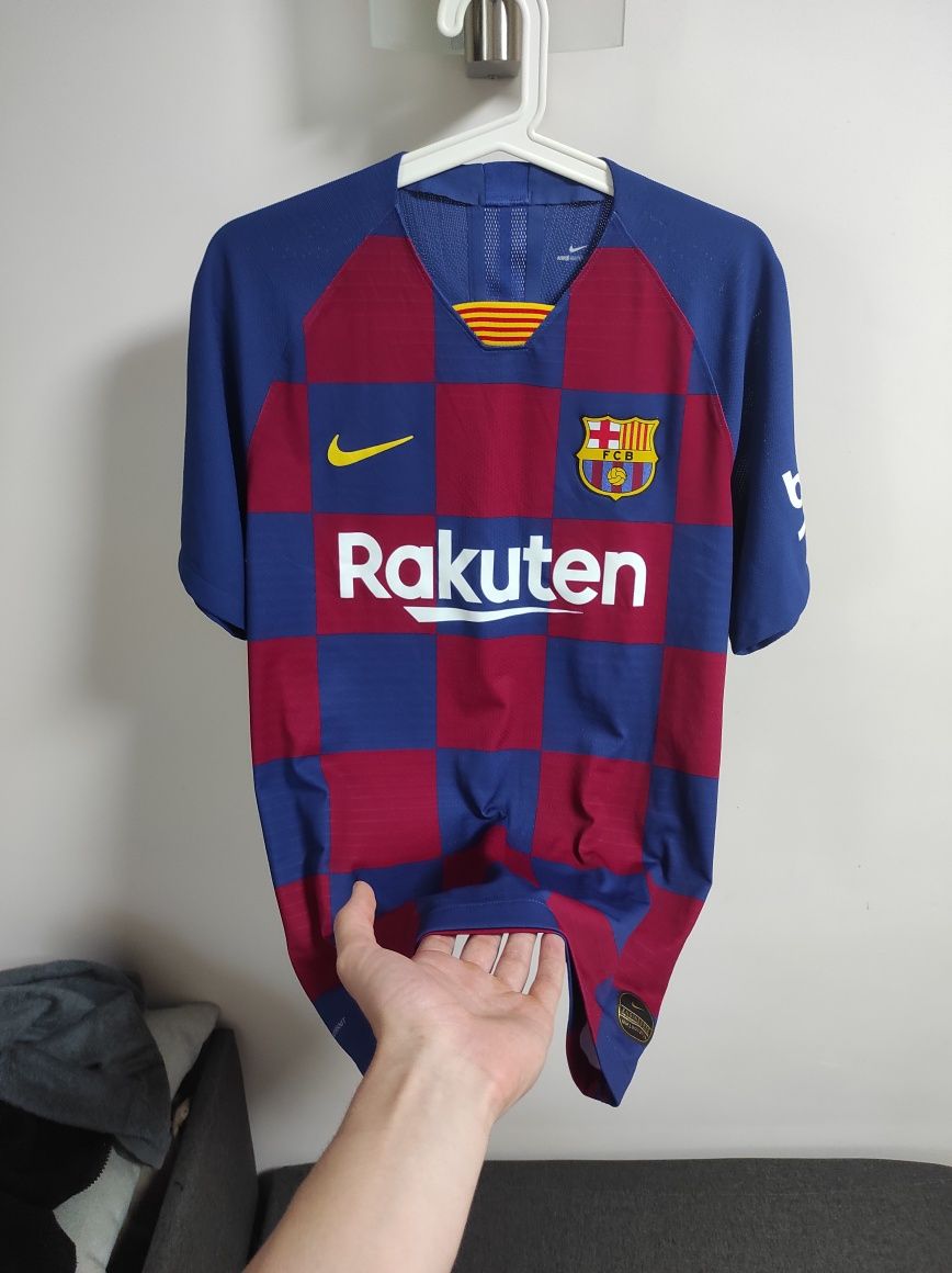 Тениска Nike × Barcelona × Messi (S-M) (Оригинал)
