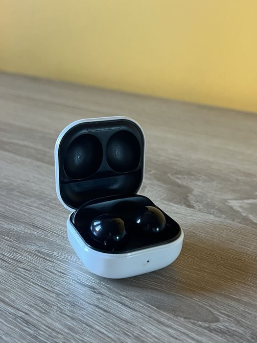 Samsung galaxy buds 2