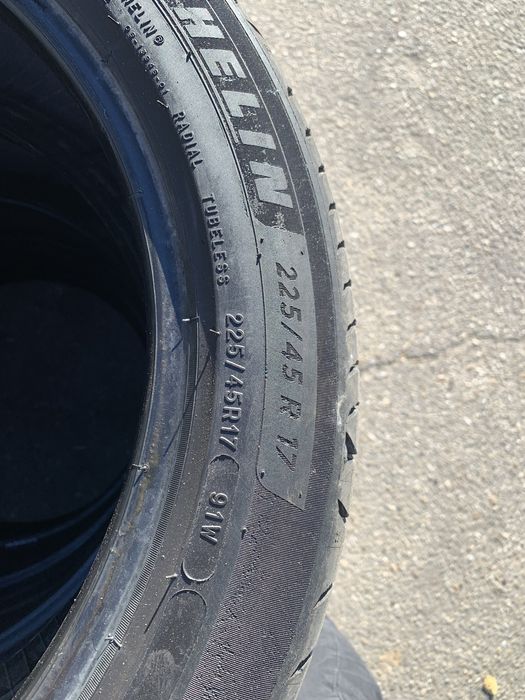 Vand anvelope 225 45 17 de vara Michelin Primacy  3