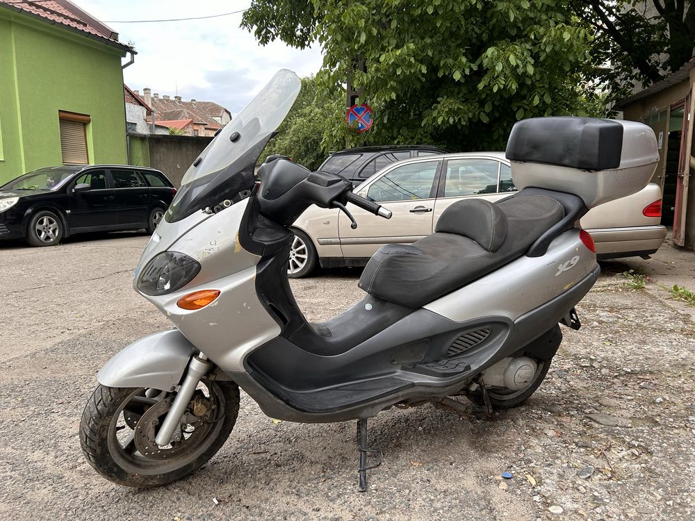 Vand / Schimb Piaggio X9 180cc