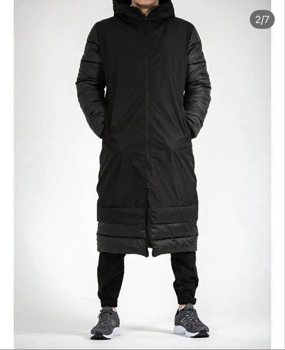 Зимняя куртка одевал пару раз почти новая.