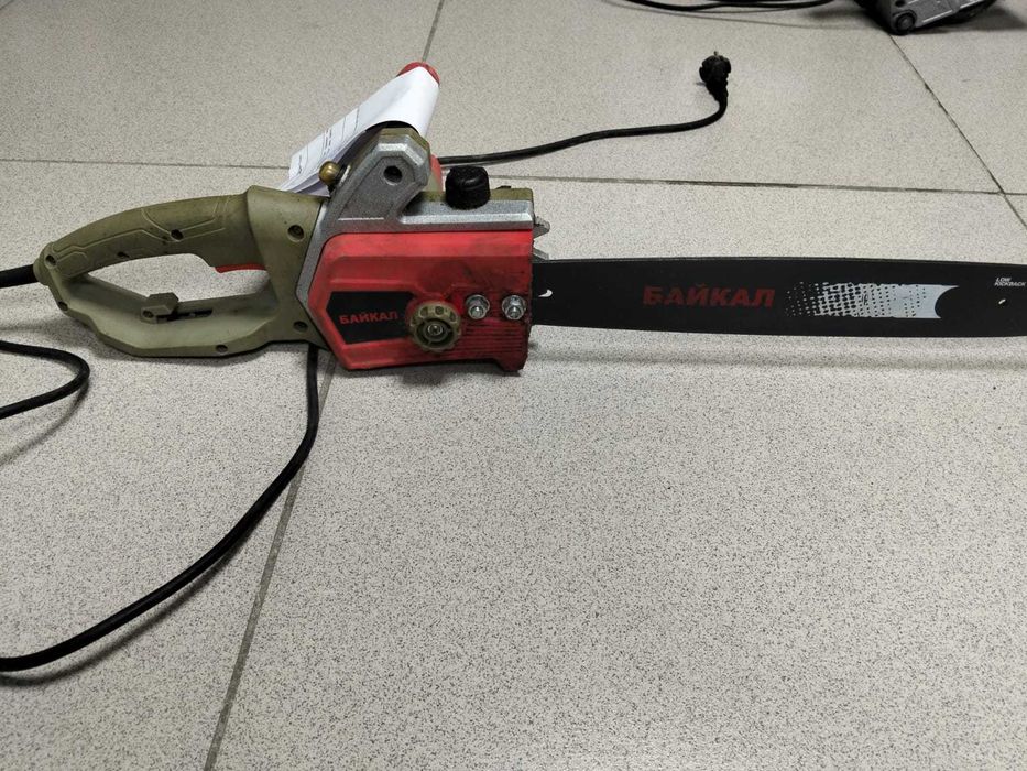 Строительный инструмент Цепная пила ЛОТ 804201