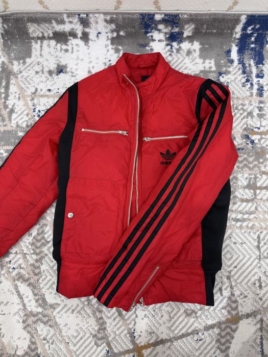 Продаётся Куртка adidas