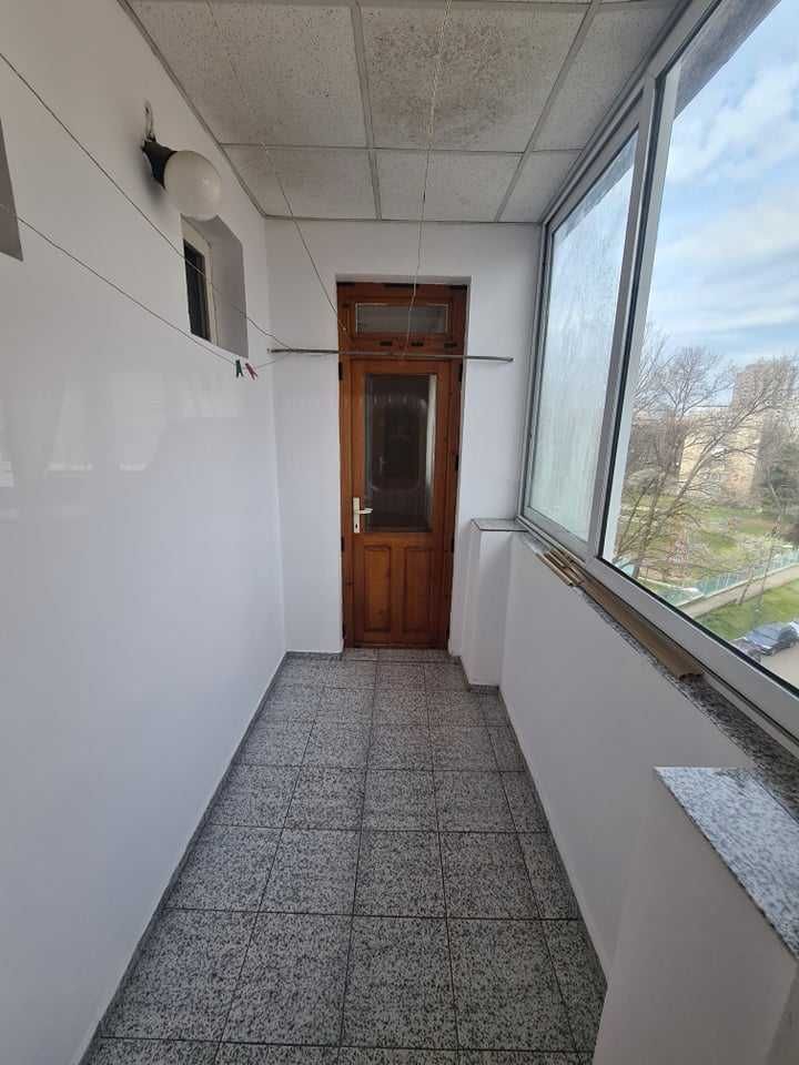Дава се под наем Тристаен апартамент в Бургас, Лазур - 96 кв.м за 229.5 € - Снимка #3