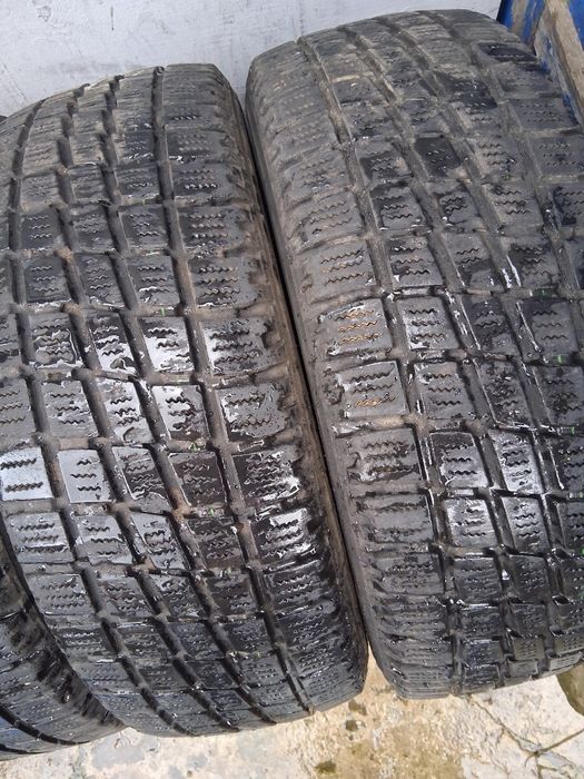 195 60 16 С за БУС  TOYO 4броя зимни