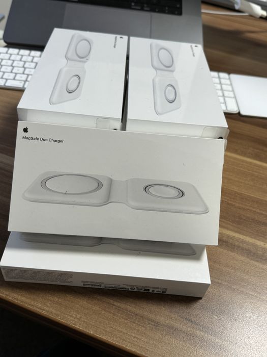 Apple MagSafe Duo Charger / Noi - Sigilate |